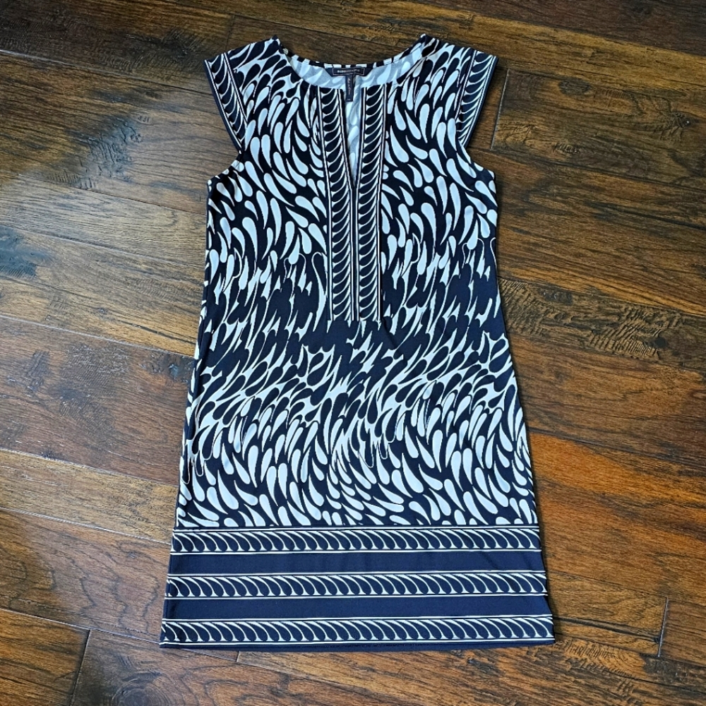 BCBGMaxazria Black/white XS shift dress